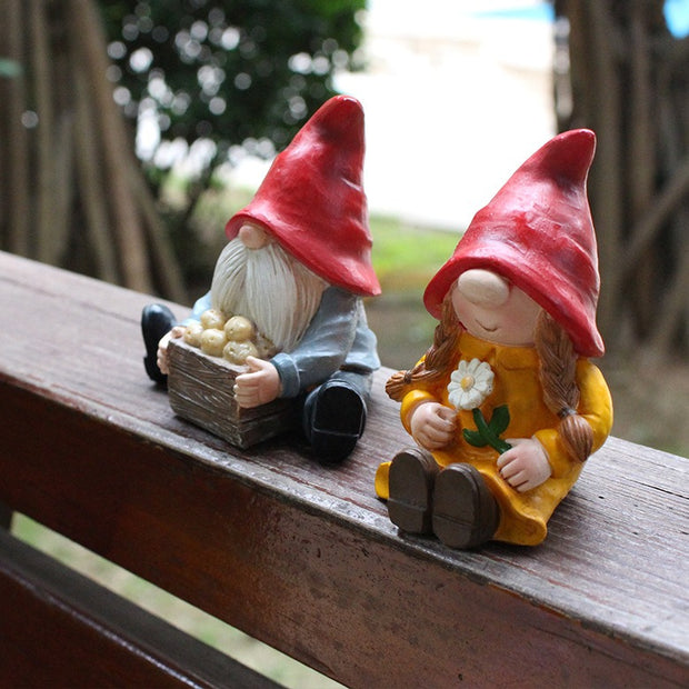 Hatbrim Couple Dwarf Doll Decoration Ornament